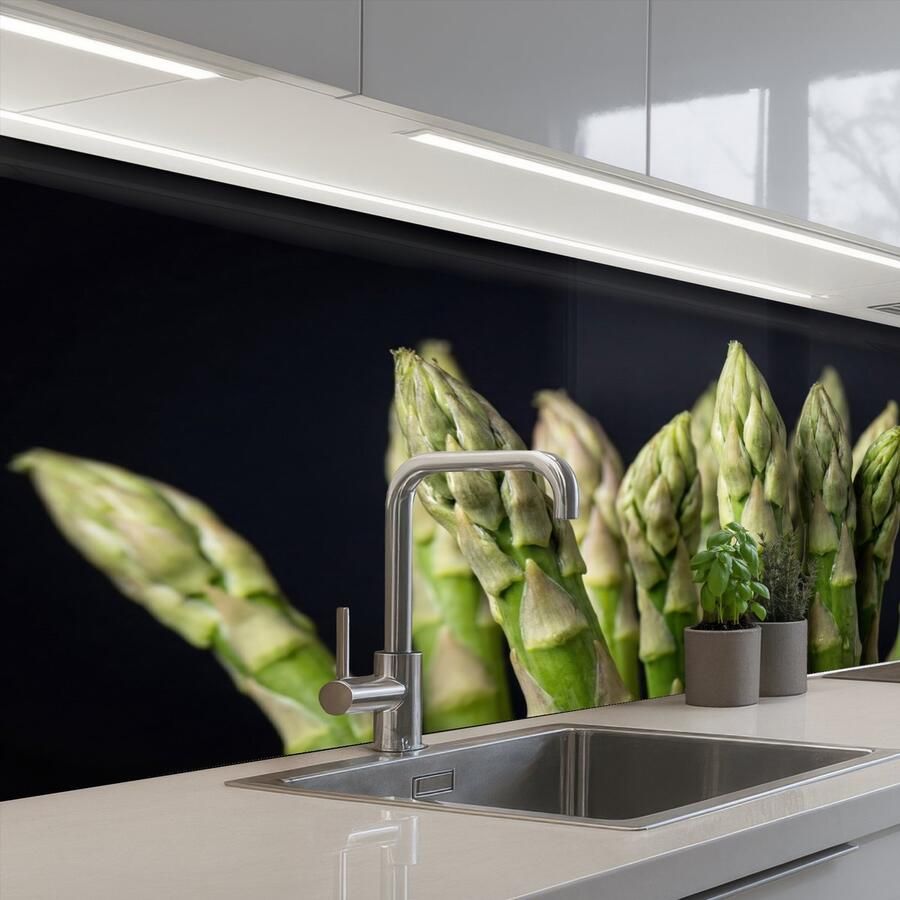 KitchenYeah Keuken achterwand 150x60 cm Spatscherm zelfklevend Asperges Groen Zwart Muurbeschermer Spatwand fornuis