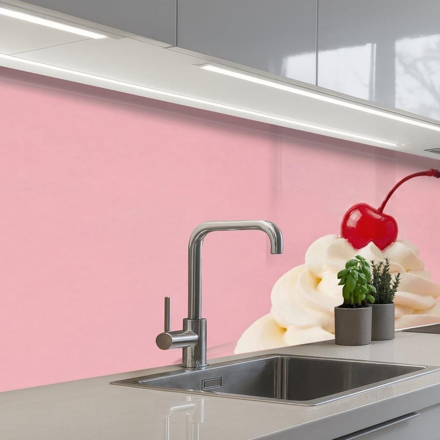 KitchenYeah Keuken achterwand 150x60 cm Spatscherm zelfklevend Kers Slagroom Roze Muurbeschermer Spatwand fornuis