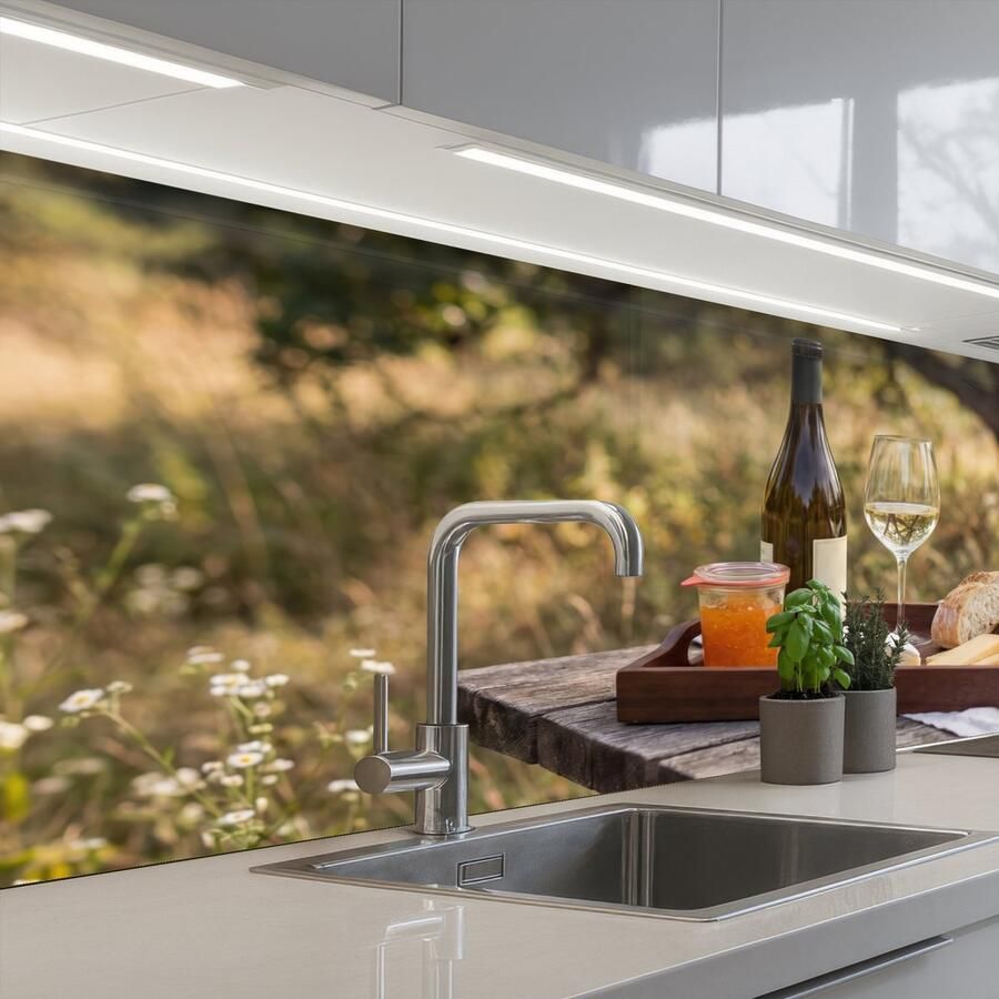 KitchenYeah Keuken achterwand 150x60 cm Spatscherm zelfklevend Picknick Wijn Kaasplankje Muurbeschermer Spatwand fornuis