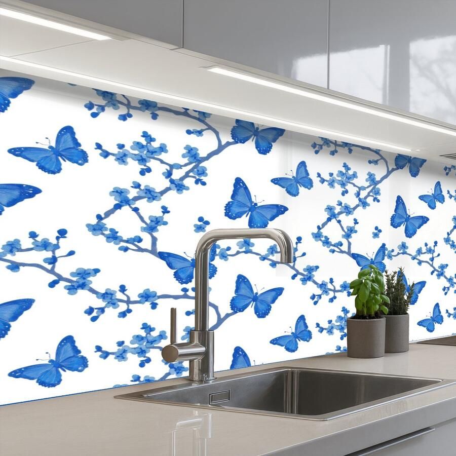 KitchenYeah Keuken achterwand 150x60 cm Spatscherm zelfklevend Vlinder Bloemen Blauw Muurbeschermer Spatwand fornuis