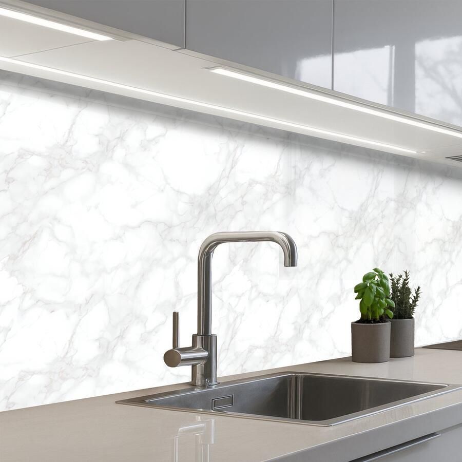 KitchenYeah Keuken achterwand 150x80 cm Spatscherm zelfklevend Minimalistisch Wit Grijze aders Muurbeschermer Spatwand fornuis