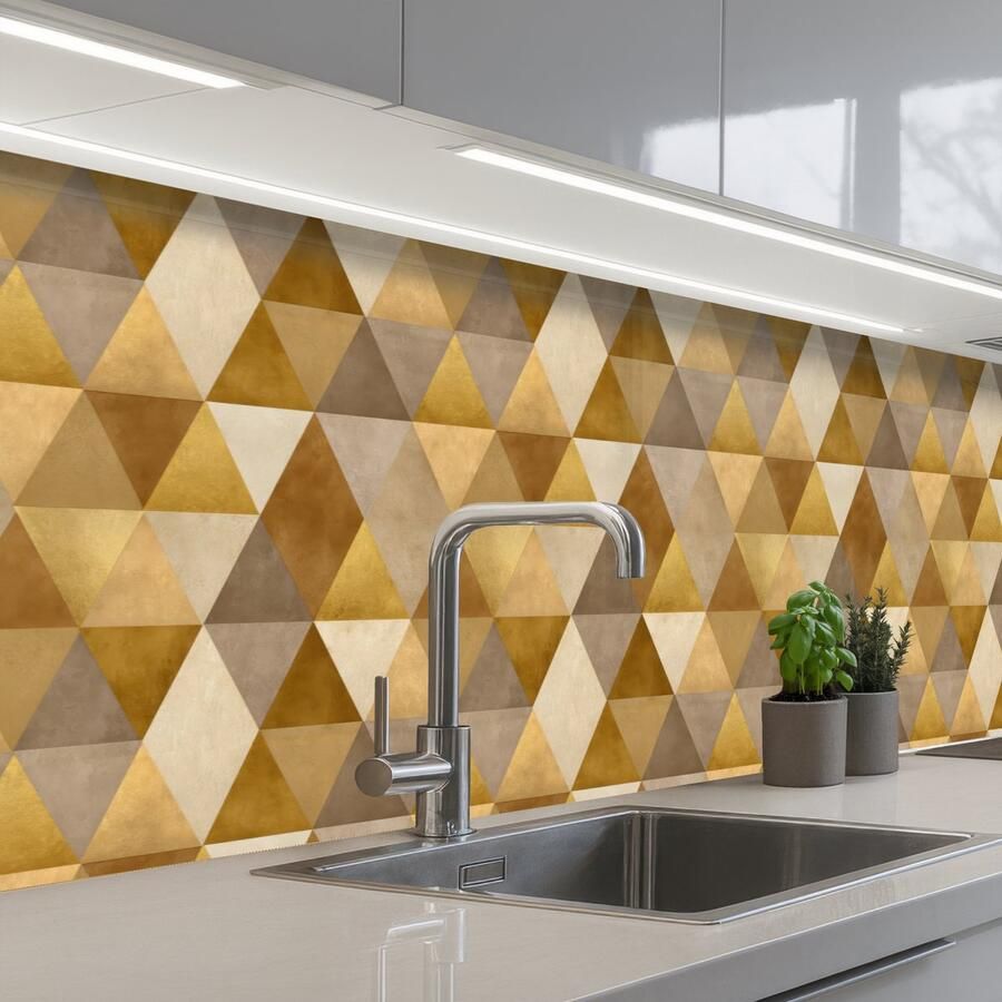KitchenYeah Keuken achterwand 200x60 cm Spatscherm zelfklevend Geometrisch Driehoek Goud Muurbeschermer Spatwand fornuis