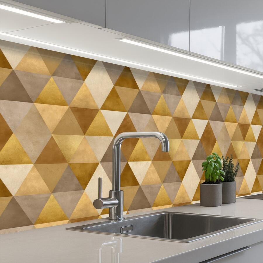 KitchenYeah Keuken achterwand 200x80 cm Spatscherm zelfklevend Geometrisch Driehoek Goud Muurbeschermer Spatwand fornuis