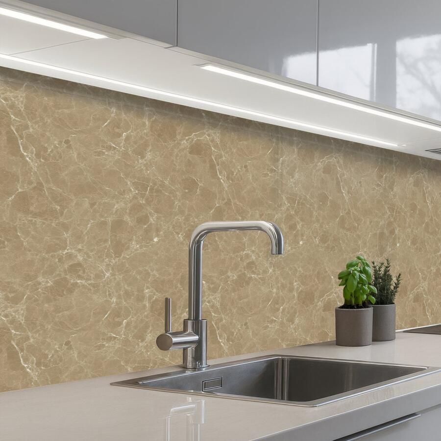 KitchenYeah Keuken achterwand 250x80 cm Spatscherm zelfklevend Beige Marmer print Witte aders Muurbeschermer Spatwand fornuis