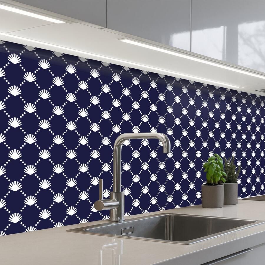 KitchenYeah Keuken achterwand 300x80 cm Spatscherm zelfklevend Oceaan Schelp Blauw Wit Muurbeschermer Spatwand fornuis