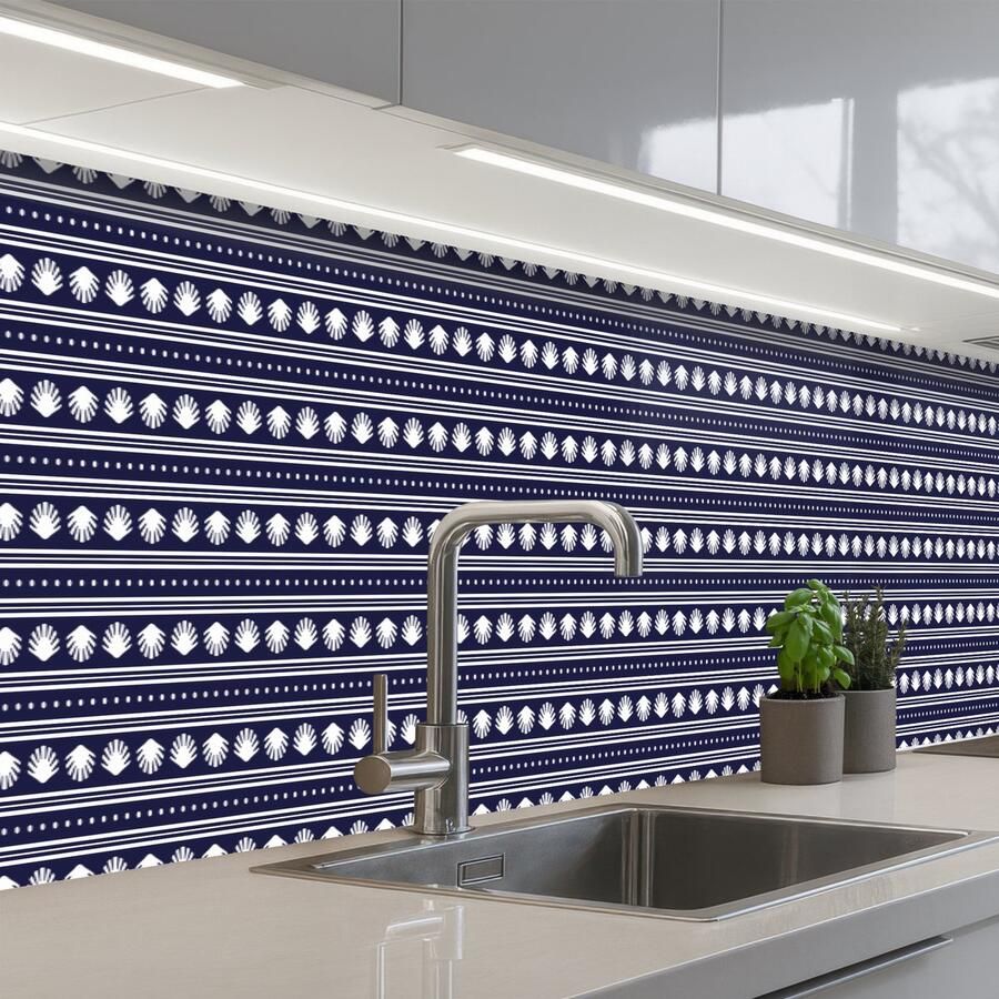 KitchenYeah Keuken achterwand 500x60 cm Spatscherm zelfklevend Schelp Nautisch Blauw Wit Muurbeschermer Spatwand fornuis
