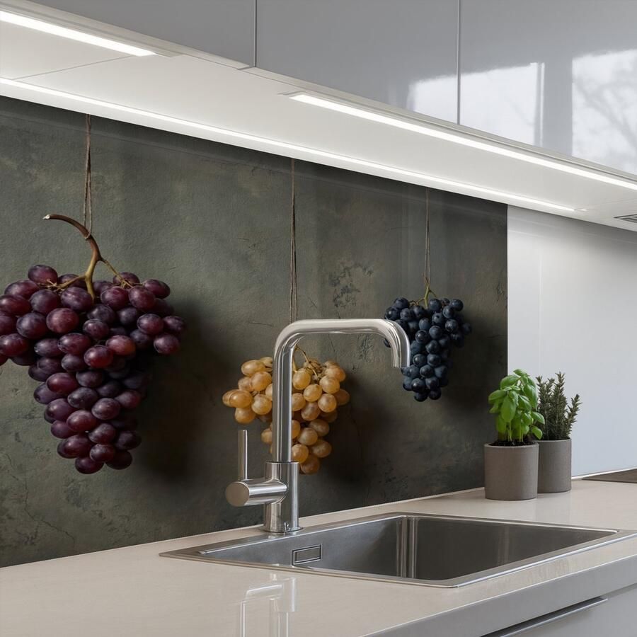 KitchenYeah Keuken achterwand 80x60 cm Spatscherm zelfklevend Druiven Kleurrijk Muur Muurbeschermer Spatwand fornuis
