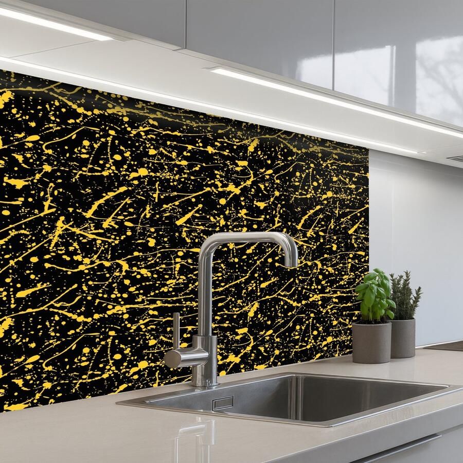 KitchenYeah Keuken achterwand 80x60 cm Spatscherm zelfklevend Spat Waterverf Geel Zwart Muurbeschermer Spatwand fornuis