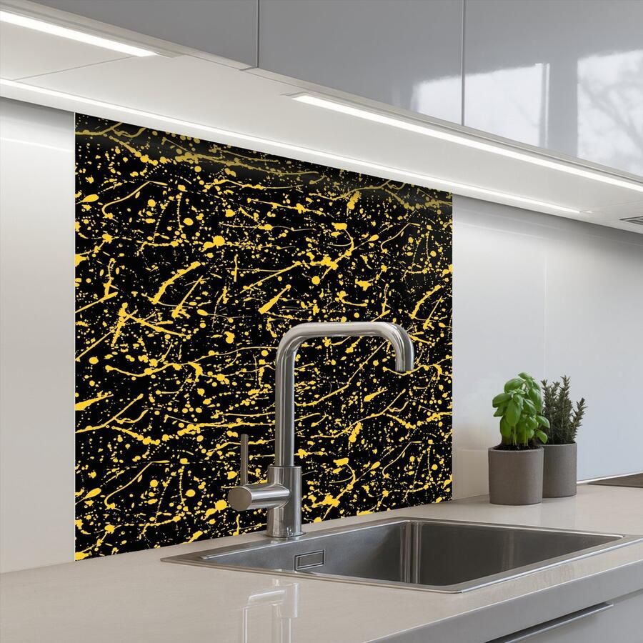 KitchenYeah Keuken achterwand 80x80 cm Spatscherm zelfklevend Spat Waterverf Geel Zwart Muurbeschermer Spatwand fornuis