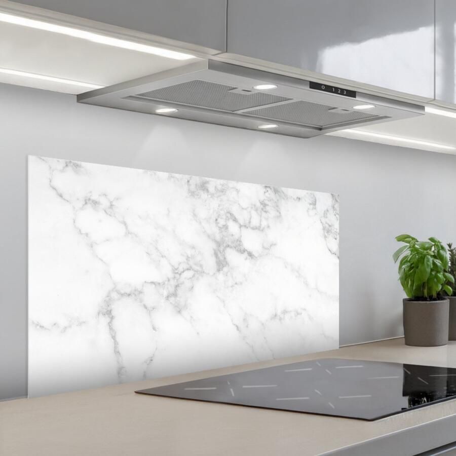 KitchenYeah Spatscherm 100x50 cm Zelfklevende achterwand Marmer Grijs Wit Marmerstructuur Keuken muurbeschermer Spatwand fornuis