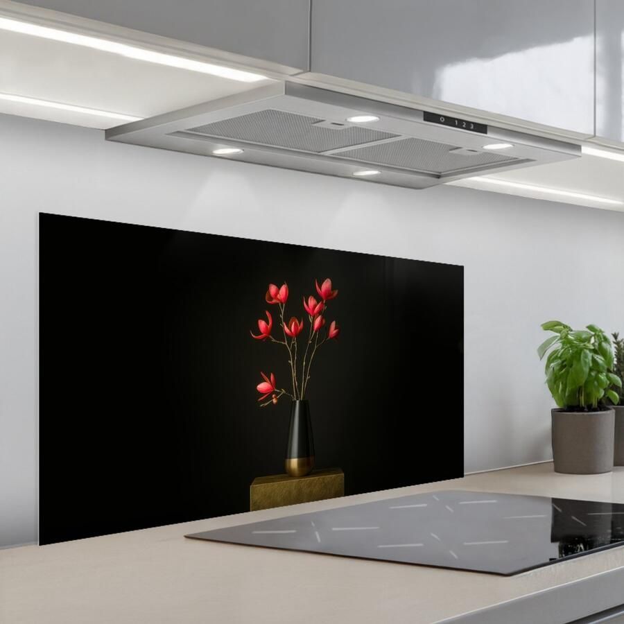 KitchenYeah Spatscherm 100x50 cm Zelfklevende achterwand Rode Bloemen Vaas Keuken muurbeschermer Spatwand fornuis