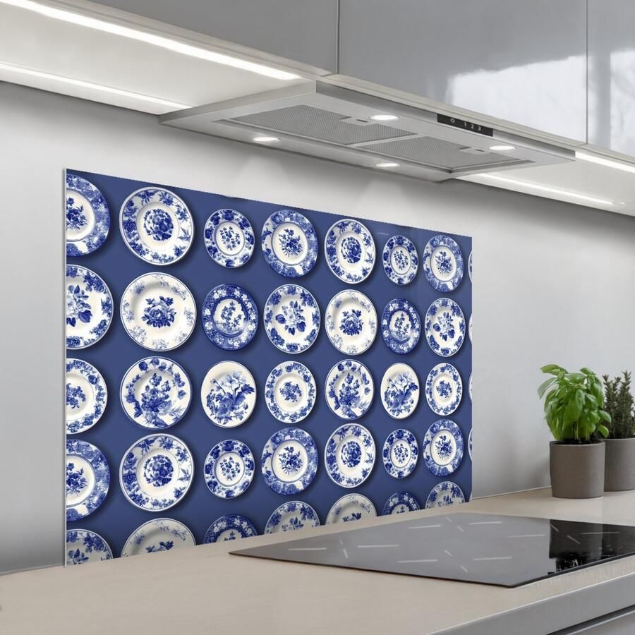 KitchenYeah Spatscherm 100x65 cm Zelfklevende achterwand Borden Floraal Blauw Keuken muurbeschermer Spatwand fornuis