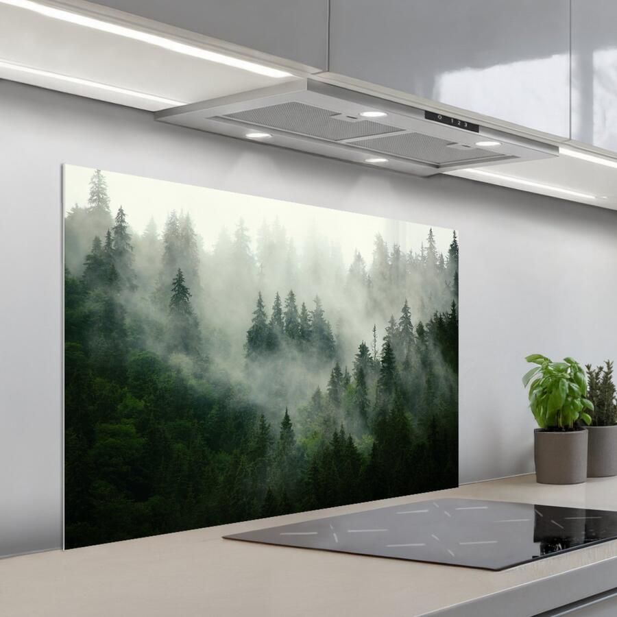 KitchenYeah Spatscherm 100x65 cm Zelfklevende achterwand Bos Mist Bomen Natuur Keuken muurbeschermer Spatwand fornuis