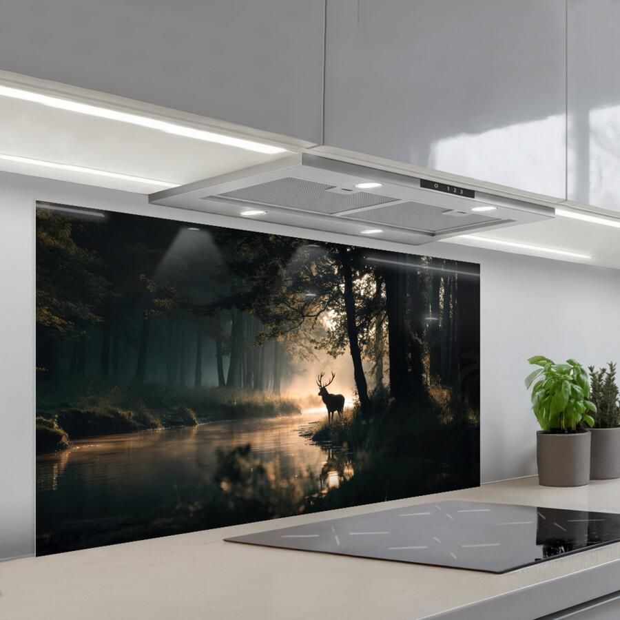 KitchenYeah Spatscherm 120x60 cm Zelfklevende achterwand Hert Bosbeek Mystiek Keuken muurbeschermer Spatwand fornuis