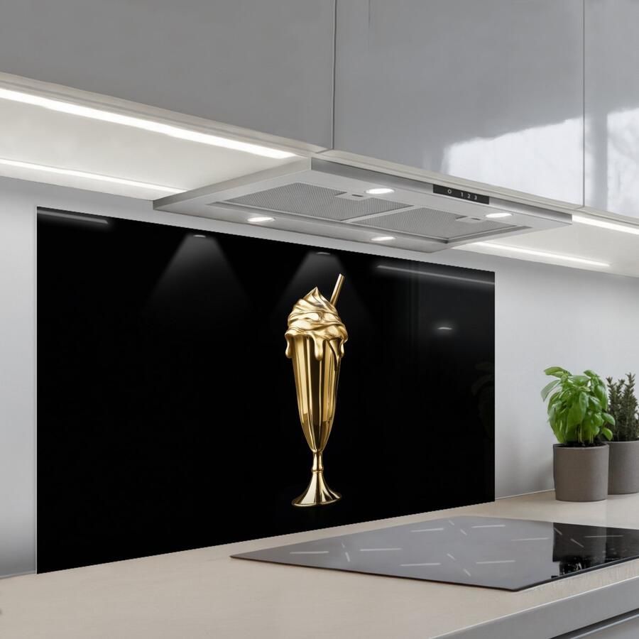 KitchenYeah Spatscherm 120x60 cm Zelfklevende achterwand Milkshake Goud Drinken Zwart Keuken muurbeschermer Spatwand fornuis