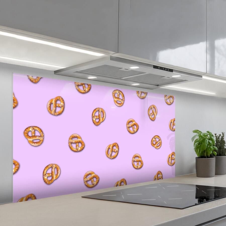 KitchenYeah Spatscherm 120x60 cm Zelfklevende achterwand Pretzels Eten Paars Keuken muurbeschermer Spatwand fornuis