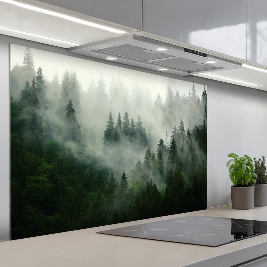 KitchenYeah Spatscherm 120x80 cm Zelfklevende achterwand Bos Mist Bomen Natuur Keuken muurbeschermer Spatwand fornuis