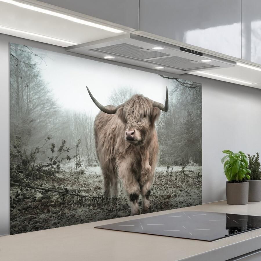 KitchenYeah Spatscherm 120x80 cm Zelfklevende achterwand Schotse hooglander Natuur Herfst Dieren Wild Bos Keuken muurbeschermer Spatwand fornuis
