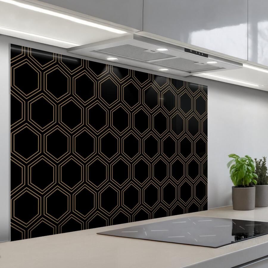 KitchenYeah Spatscherm 120x80 cm Zelfklevende achterwand Zwart Goud Zeshoek Keuken muurbeschermer Spatwand fornuis