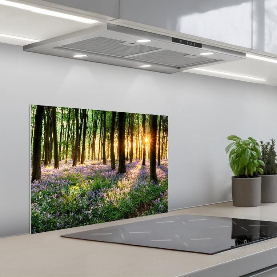 KitchenYeah Spatscherm 60x45 cm Zelfklevende achterwand Bos Bloemen Lavendel Zon Paars Natuur Keuken muurbeschermer Spatwand fornuis