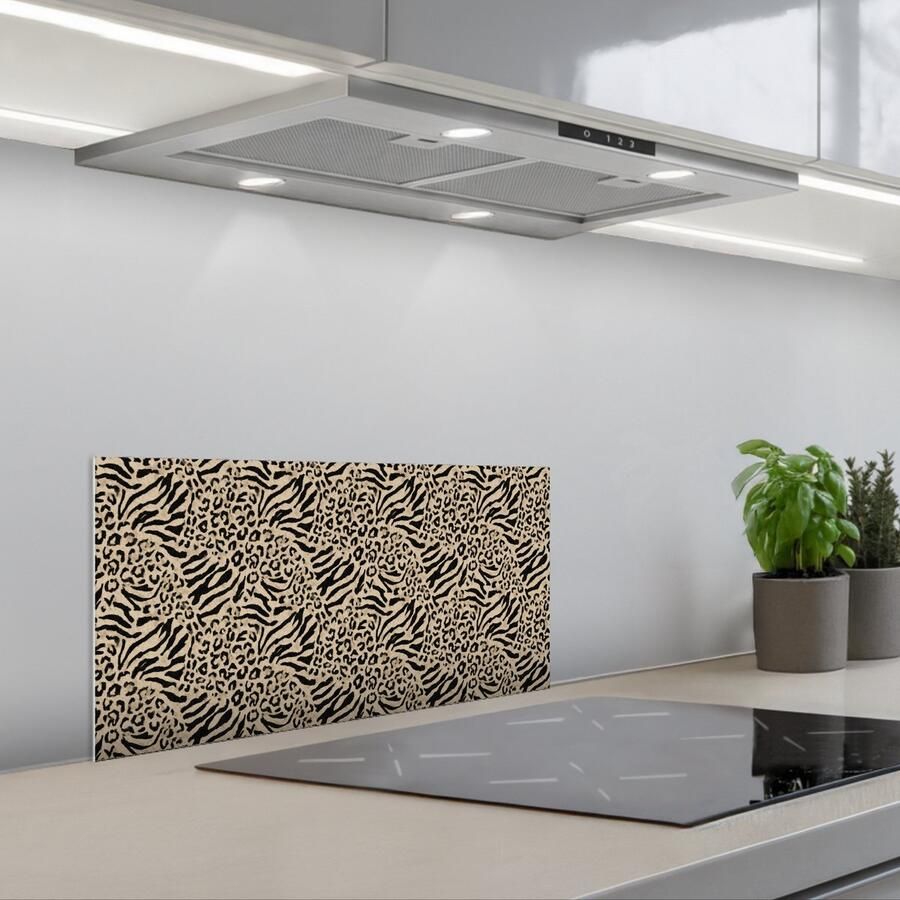 KitchenYeah Spatscherm 70x30 cm Zelfklevende achterwand Giraf Zebra Motief Bruin Keuken muurbeschermer Spatwand fornuis