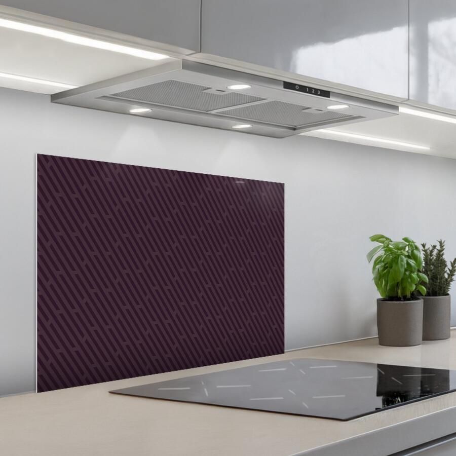 KitchenYeah Spatscherm 70x55 cm Zelfklevende achterwand Donker Paars Patroon Strepen Keuken muurbeschermer Spatwand fornuis