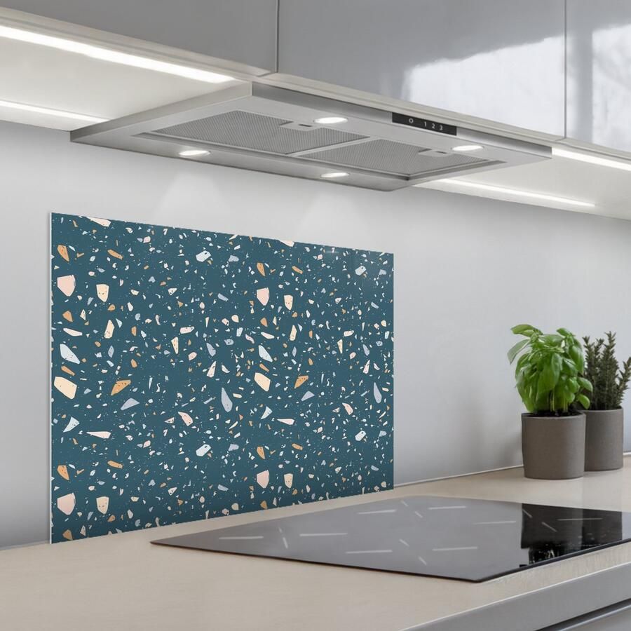 KitchenYeah Spatscherm 70x55 cm Zelfklevende achterwand Terrazzo Patroon Kleurrijk Diep blauw Keuken muurbeschermer Spatwand fornuis