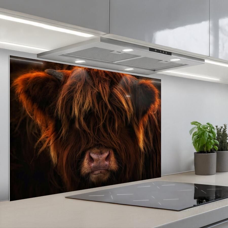 KitchenYeah Spatscherm 90x60 cm Zelfklevende achterwand Schotse Hooglander Koe Portret Dieren Keuken muurbeschermer Spatwand fornuis