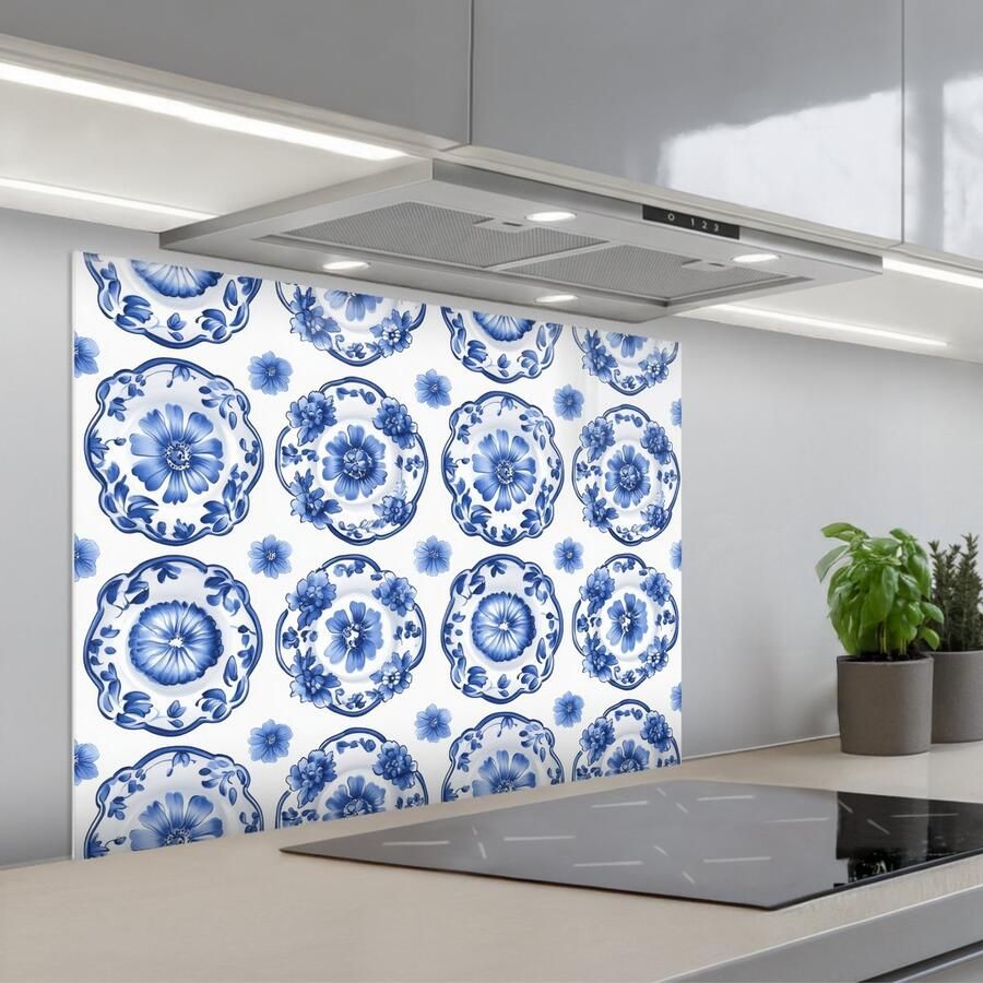 KitchenYeah Spatscherm 80x60 cm Zelfklevende achterwand Sierborden Bloemen Blauw Keuken muurbeschermer Spatwand fornuis