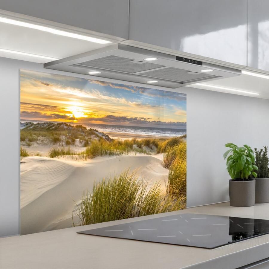 KitchenYeah Spatscherm 80x60 cm Zelfklevende achterwand Zonsondergang Duinen Strand Landschap Keuken muurbeschermer Spatwand fornuis