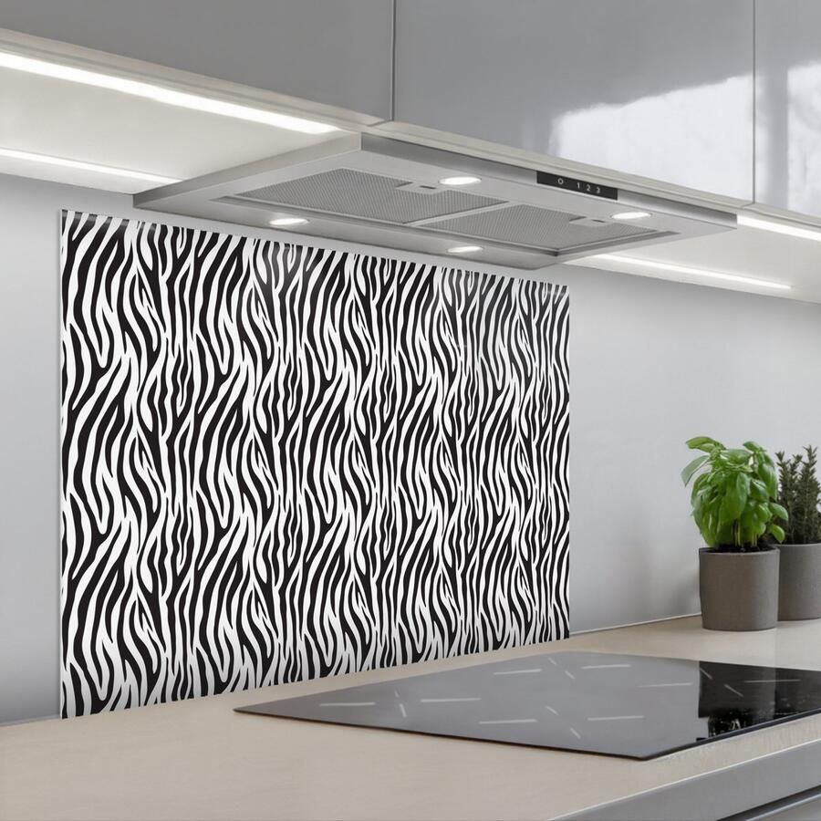 KitchenYeah Spatscherm 80x60 cm Zelfklevende achterwand Zwart Wit Zebra Patroon Keuken muurbeschermer Spatwand fornuis