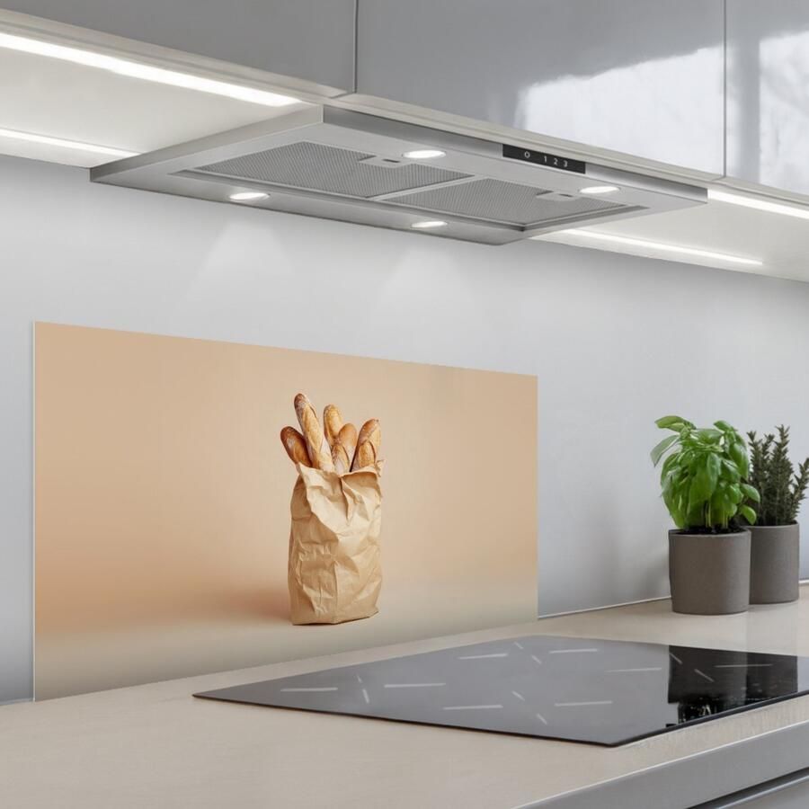 KitchenYeah Spatscherm 90x45 cm Zelfklevende achterwand Baguette Brood Stokbrood Beige Keuken muurbeschermer Spatwand fornuis