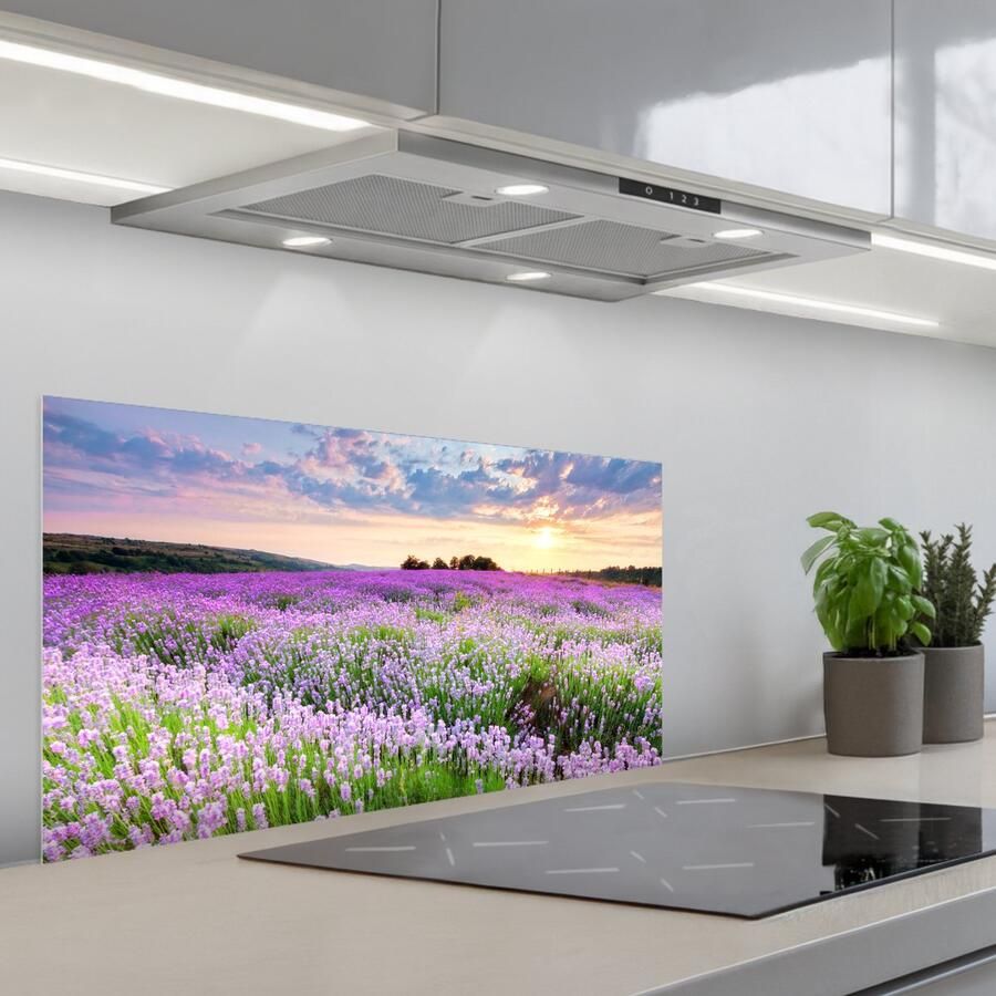 KitchenYeah Spatscherm 80x40 cm Zelfklevende achterwand Lavendel Bloemen Zonsondergang Paars Weide Keuken muurbeschermer Spatwand fornuis