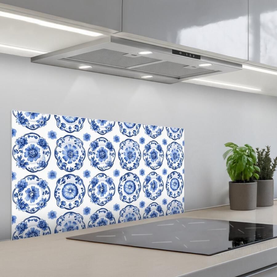 KitchenYeah Spatscherm 80x40 cm Zelfklevende achterwand Sierborden Bloemen Blauw Keuken muurbeschermer Spatwand fornuis