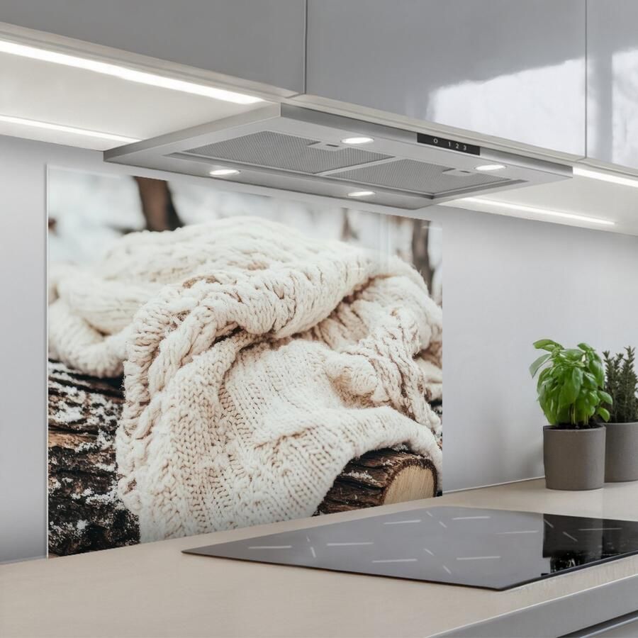 KitchenYeah Spatscherm 80x60 cm Zelfklevende achterwand Deken Wit Boomstronk Winter Sneeuw Keuken muurbeschermer Spatwand fornuis
