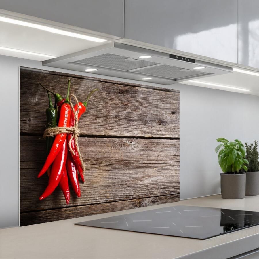 KitchenYeah Spatscherm 80x60 cm Zelfklevende achterwand Peper Hout Specerijen Kruiden Rood Keuken muurbeschermer Spatwand fornuis