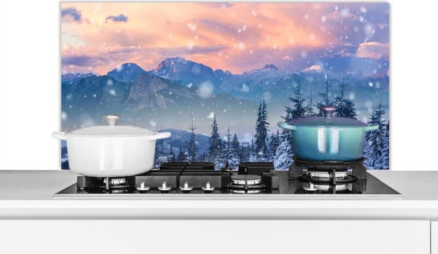 KitchenYeah Spatscherm keuken 100x50 cm Kookplaat achterwand Sneeuw Lucht Bos Winter Muurbeschermer Spatwand fornuis Hoogwaardig aluminium