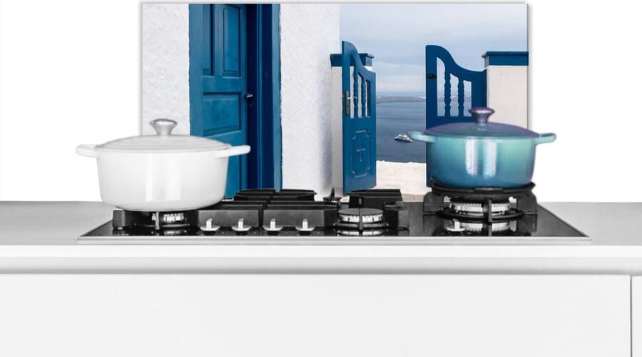 KitchenYeah Spatscherm keuken 70x30 cm Kookplaat achterwand Deur Blauw Wit Architectuur Muurbeschermer Spatwand fornuis Hoogwaardig aluminium