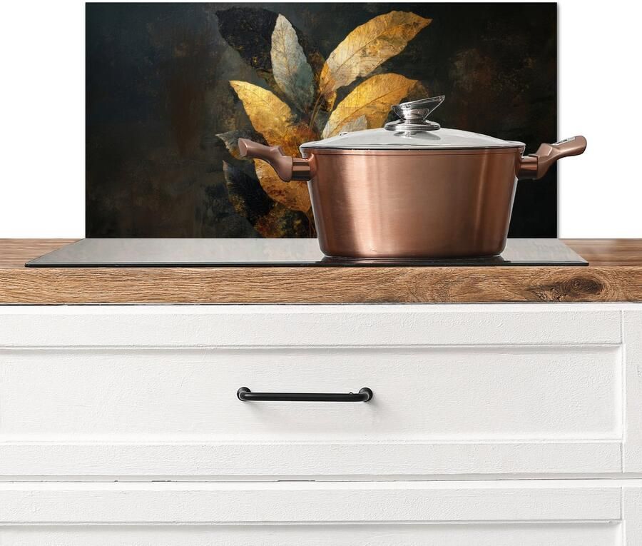 KitchenYeah Spatscherm keuken 70x30 cm Kookplaat achterwand Gouden Bladcompositie – Botanische Luxe Muurbeschermer Spatwand fornuis Hoogwaardig aluminium