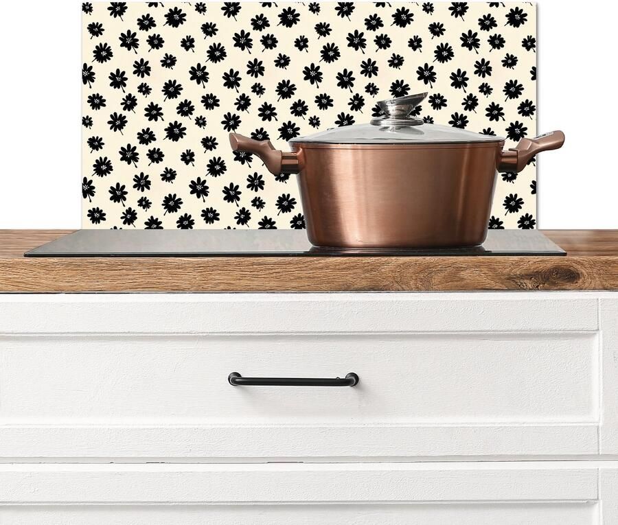 KitchenYeah Spatscherm keuken 70x30 cm Kookplaat achterwand Madeliefjes Grafisch Zwart Beige Muurbeschermer Spatwand fornuis Hoogwaardig aluminium