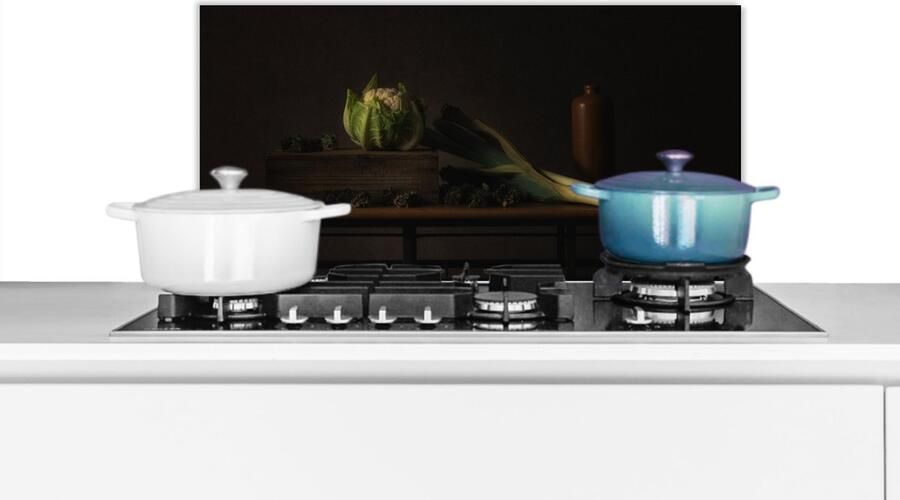 KitchenYeah Spatscherm keuken 70x30 cm Kookplaat achterwand Stilleven Tafel Schilderij Groenten Prei Bloemkool Kunst Muurbeschermer Spatwand fornuis Hoogwaardig aluminium