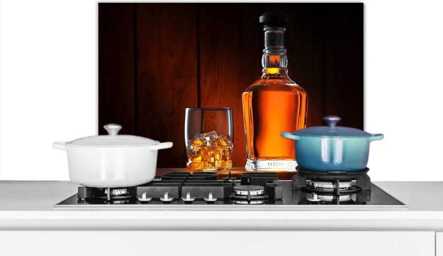 KitchenYeah Spatscherm keuken 70x50 cm Kookplaat achterwand Whiskey Fles Karaf Muurbeschermer Spatwand fornuis Hoogwaardig aluminium