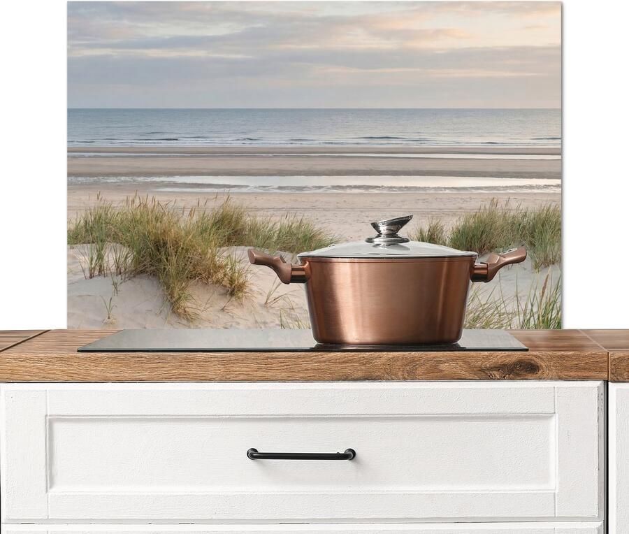 KitchenYeah Spatscherm keuken 90x60 cm Kookplaat achterwand Zandstrand Bewolkt Duinen Muurbeschermer Spatwand fornuis Hoogwaardig aluminium