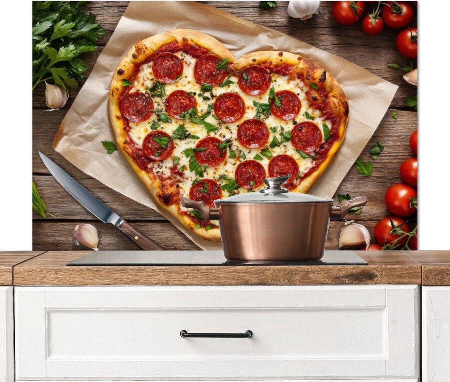 KitchenYeah Spatscherm keuken 100x65 cm Kookplaat achterwand Pizza Hart Pepperoni Tomaat Muurbeschermer Spatwand fornuis Hoogwaardig aluminium