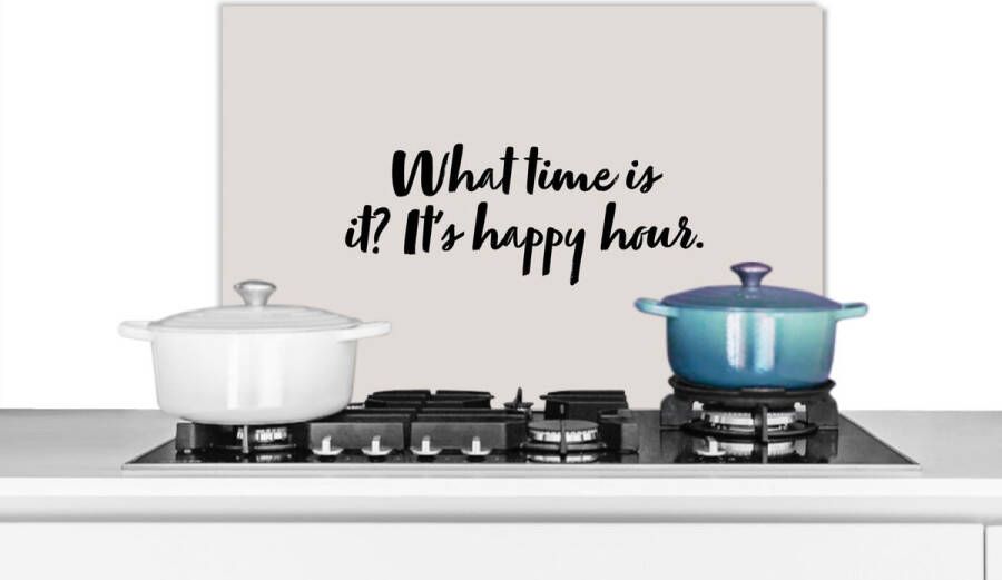 KitchenYeah Spatscherm keuken 60x40 cm Kookplaat achterwand Quotes What time is it's happy hour Spreuken Alcohol Muurbeschermer Spatwand fornuis Hoogwaardig aluminium