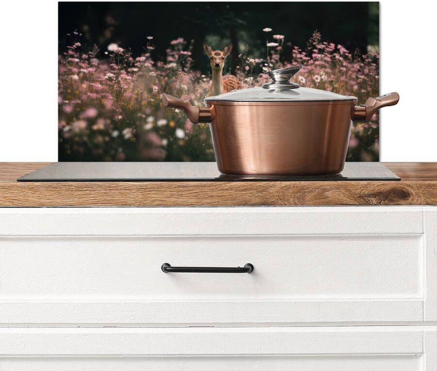 KitchenYeah Spatscherm keuken 70x30 cm Kookplaat achterwand Hert Wilde bloemen Bos Muurbeschermer Spatwand fornuis Hoogwaardig aluminium