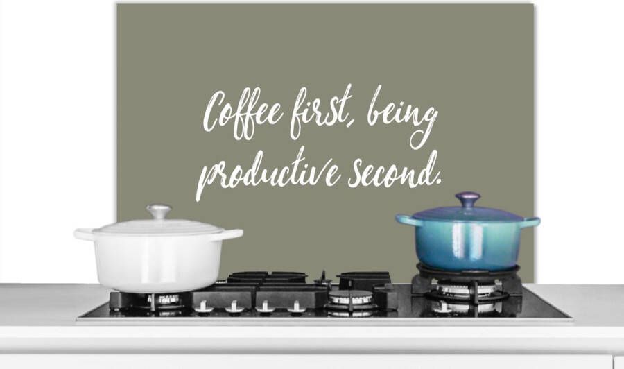 KitchenYeah Spatscherm keuken 90x60 cm Kookplaat achterwand Coffee first being ive second Spreuken Koffie Quotes Muurbeschermer Spatwand fornuis Hoogwaardig aluminium