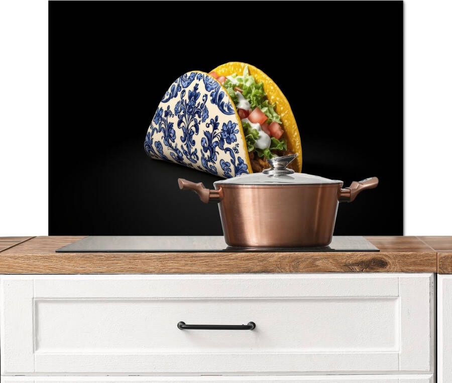 KitchenYeah Spatscherm keuken 90x60 cm Kookplaat achterwand Taco Vlees Salade Delftsblauw Motief Muurbeschermer Spatwand fornuis Hoogwaardig aluminium