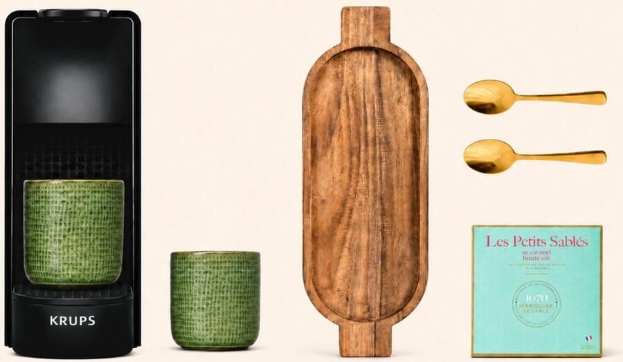 Krups Nespresso Essenza Mini Cadeaupakket Koffiemachine met 2 Mokken Houten Tray 2 goudkleurige Theelepeltjes & heerlijke koekjes van Biscuiterie La Sablésienne - Foto 2