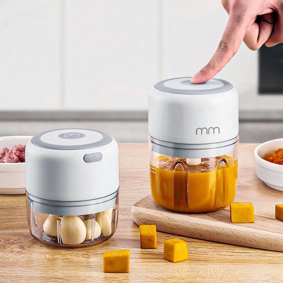MikaMax Mini Food Processor Keukenmachine Hakmolen Oplaadbaar – Draagbaar – Incl. Mesjes Incl. 2 kopjes (200 & 300ml)
